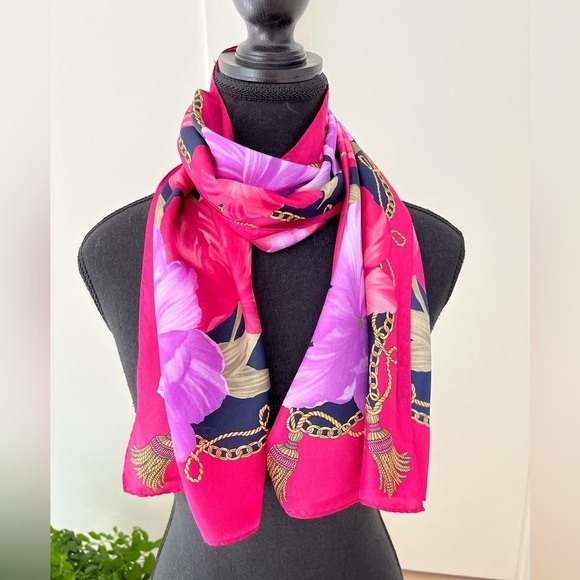 OSCAR by OSCAR DE LA RENTA Signed Silk Scarf Pink Purple Vibrant Floral Luxury - Picture 2 of 14